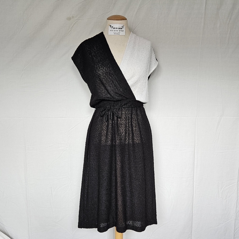 1970s Strait Lane Two-tone Boucle Dress